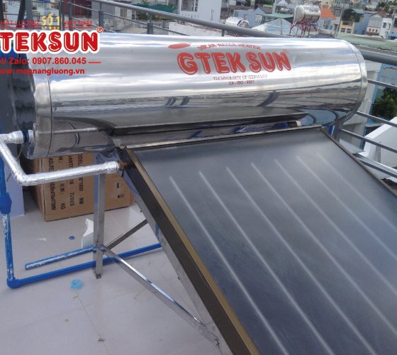 Máy nước nóng năng lượng mặt trời tấm phẳng 220 lít